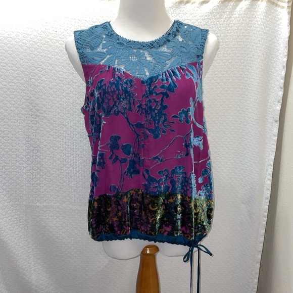 Anthropologie Lace Velvet Top/Blouse size Medium - Picture 2 of 9